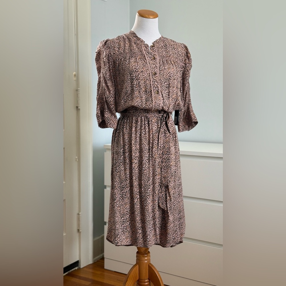 Democracy knee-length, waisted dress with neutral print
